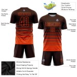 Maglia da calcio personalizzata con stampa sublimatica a righe marroni e arancioni sfumate Maglia da calcio personalizzata con stampa sublimatica a righe marroni e arancioni sfumate