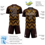 Maglia da calcio personalizzata con stampa a sublimazione marrone oro-bianco Maglia da calcio personalizzata con stampa a sublimazione marrone oro-bianco